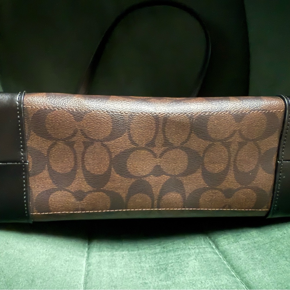 Coach Zip Top Tote In Signature Canvas - Picture 6 of 7
